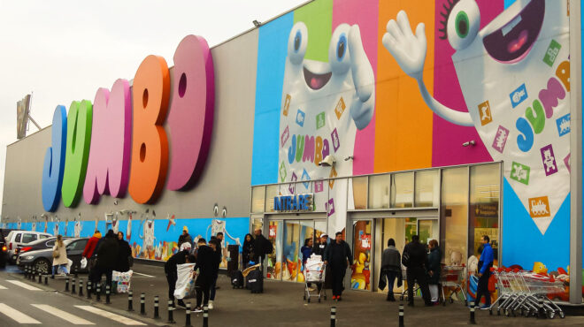 ανοικτά-καταστήματα-περισσότερες-κυ-562872574