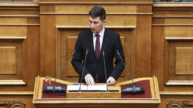 ιερείς-κατά-πολιτικών-που-ψήφισαν-υπέ-562904350