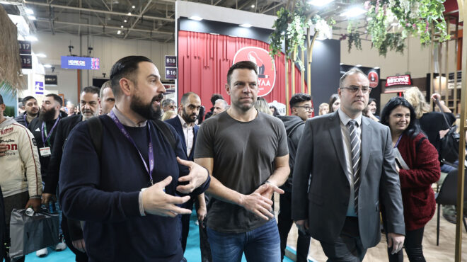 συριζα-πορεία-προς-το-συνέδριο-σε-βαρύ-562880641