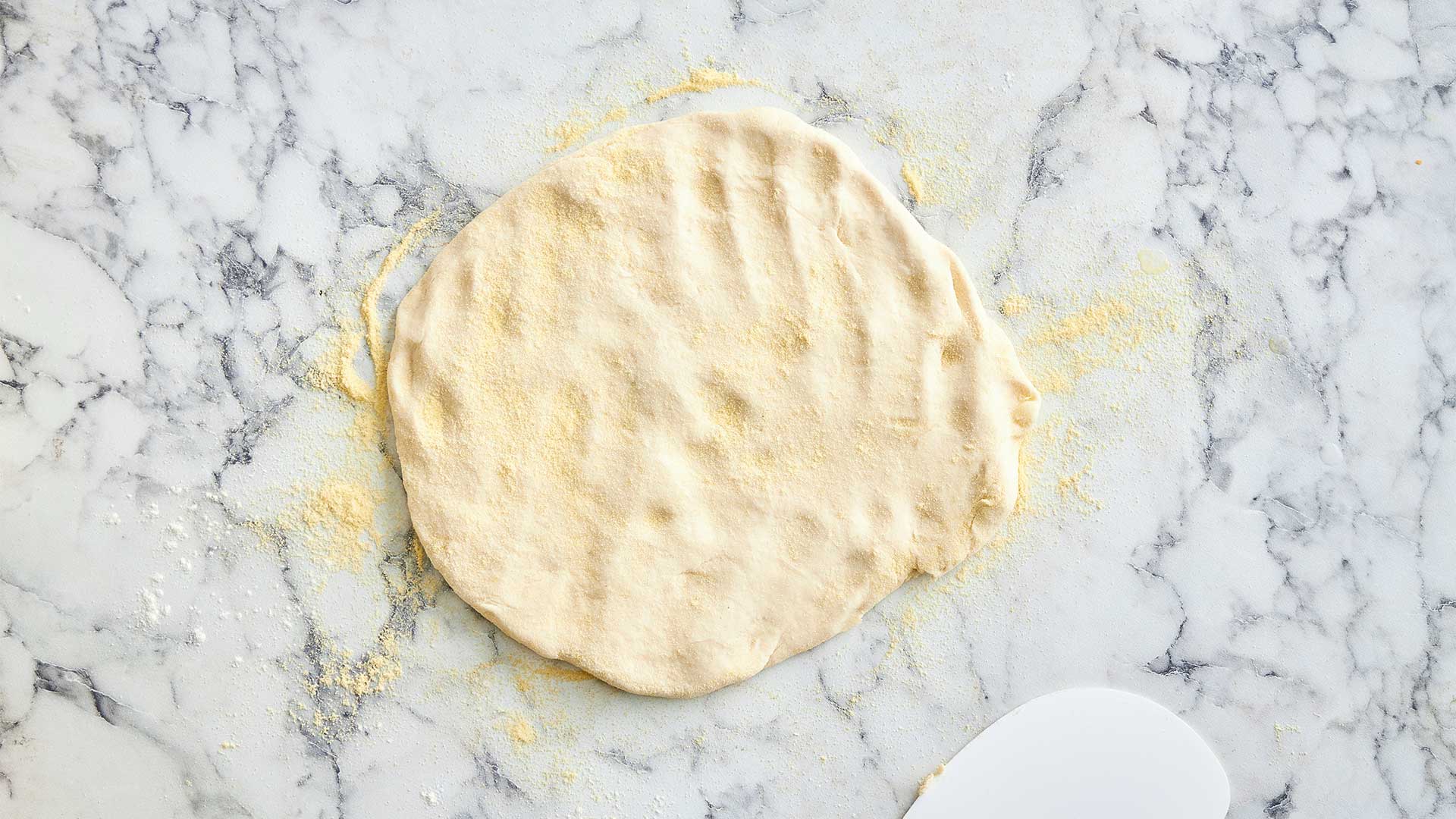 Η απόλυτη ζύμη για πίτσα μόνο με 2 υλικά, βήμα βήμα-5