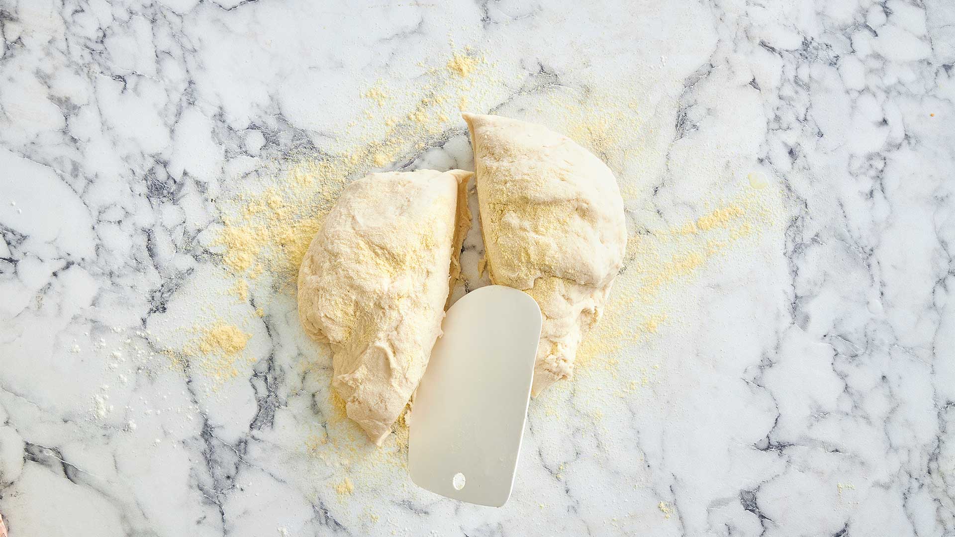 Η απόλυτη ζύμη για πίτσα μόνο με 2 υλικά, βήμα βήμα-3