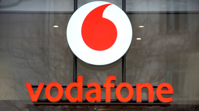 η-ελβετική-swisscom-κοντά-σε-deal-8-δισ-για-τη-vodafone-italia-562908331