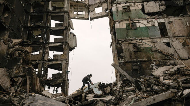 άρθρο-του-τίμοθι-γκάρτον-ας-στην-κ-ο-562901287