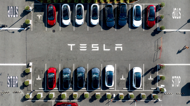 αντιμέτωπη-με-απεργία-η-tesla-στη-σουηδία-562904905