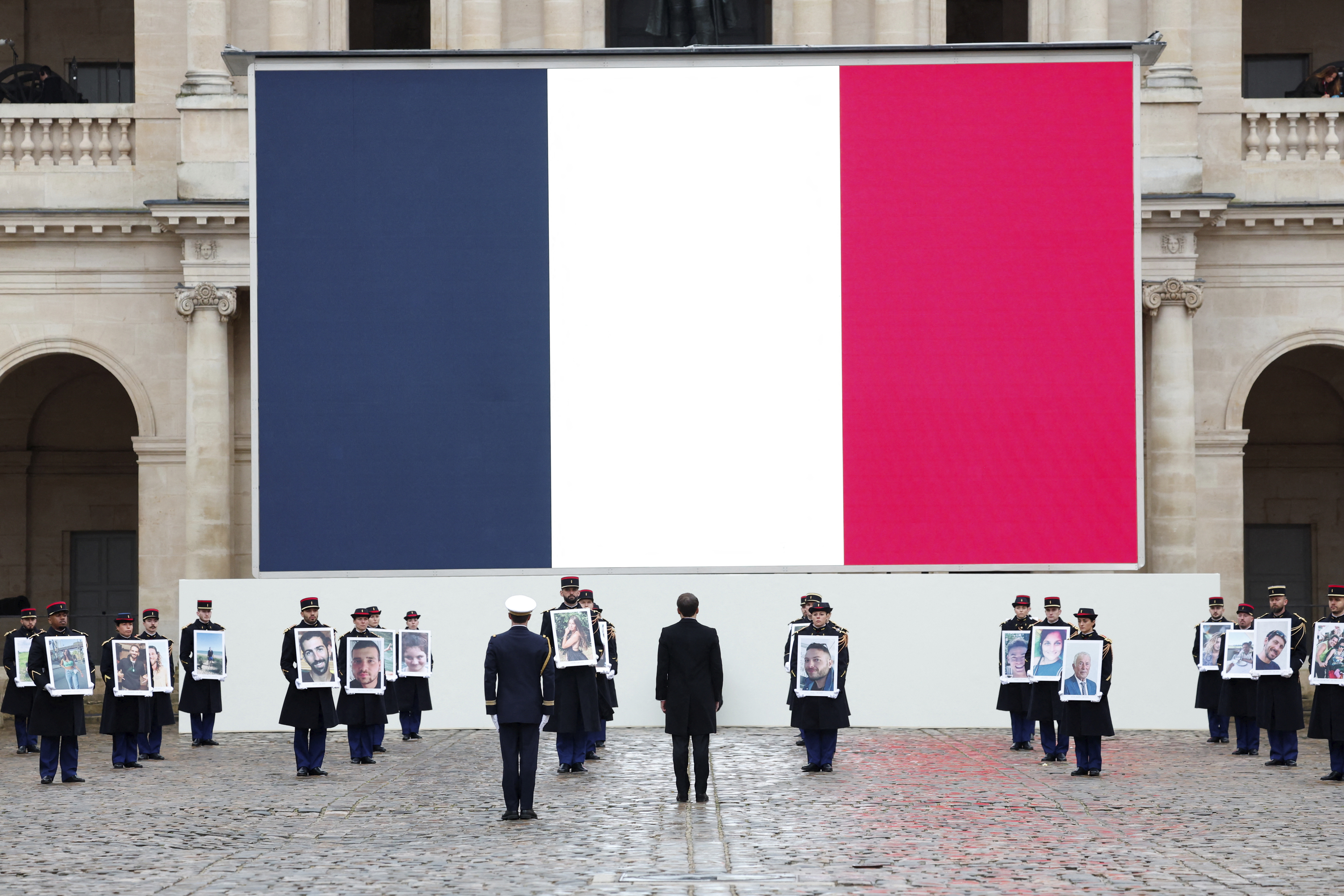 Μακρόν: Η επίθεση της 7ης Οκτωβρίου ήταν η μεγαλύτερη αντισημιτική σφαγή του αιώνα μας-1