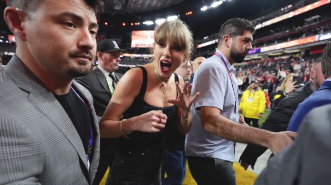 θεωρίες-συνωμοσίας-για-τέιλορ-σουίφτ-562885507