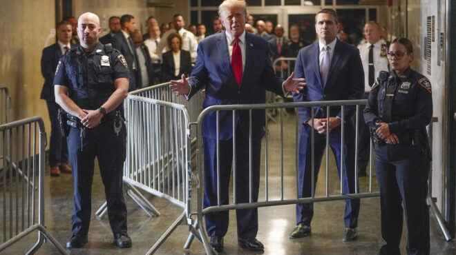 ο-τραμπ-στο-εδώλιο-αρχίζει-τον-μάρτιο-562885330