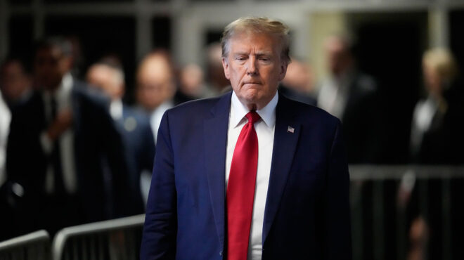 ντόναλντ-τραμπ-πρόστιμα-3548-εκατ-δολ-για-562888327