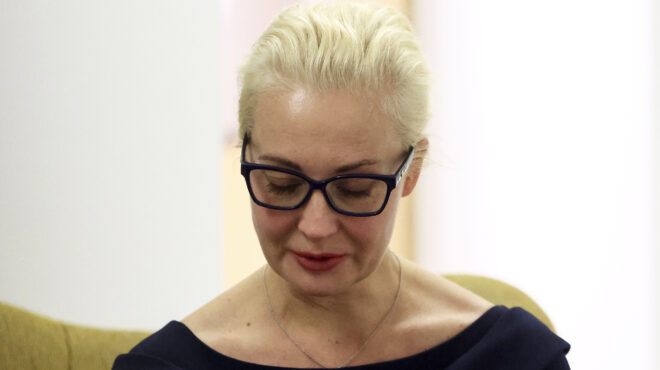 γιούλια-ναβάλναγια-ο-πούτιν-κρατάει-562901794