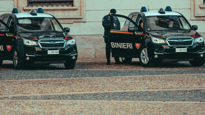 ιταλία-17χρονος-επιτέθηκε-με-μαχαίρι-σε-562867048