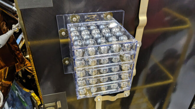 εργα-τέχνης-του-τζεφ-κουνς-καθ-οδόν-γ-562887271