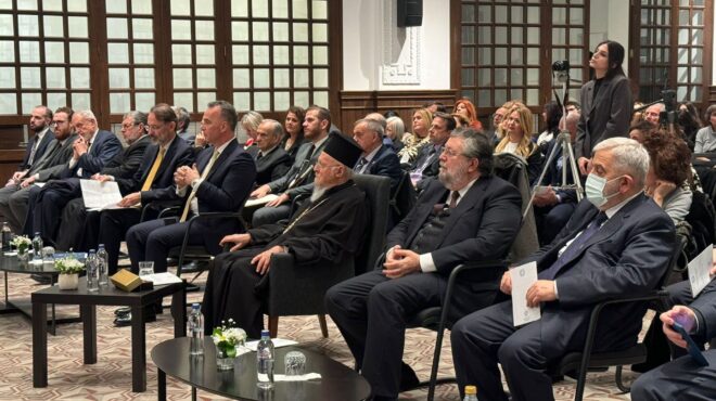 εκδήλωση-για-την-ελληνική-γλώσσα-στην-562876393