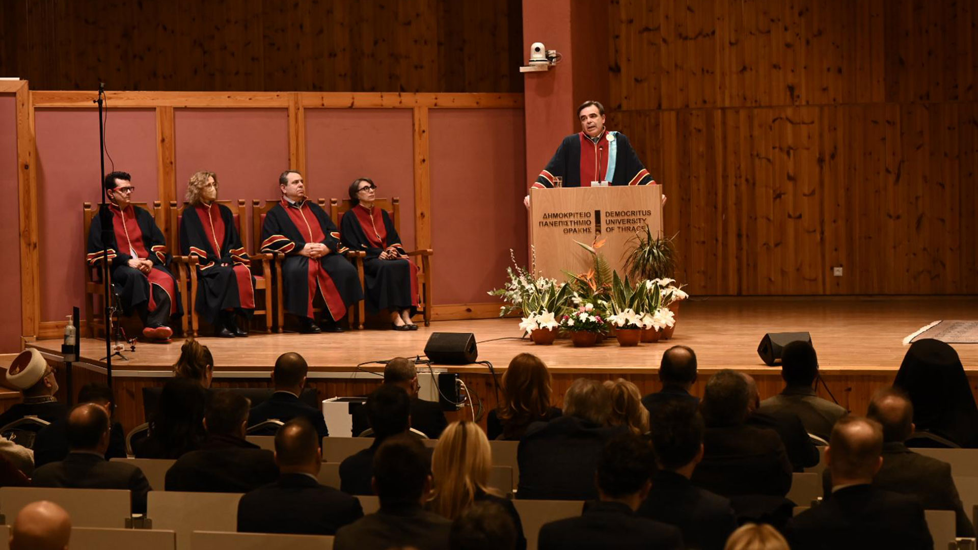 Μ. Σχοινάς: Αναγορεύτηκε επίτιμος διδάκτορας στο Δημοκρίτειο-1