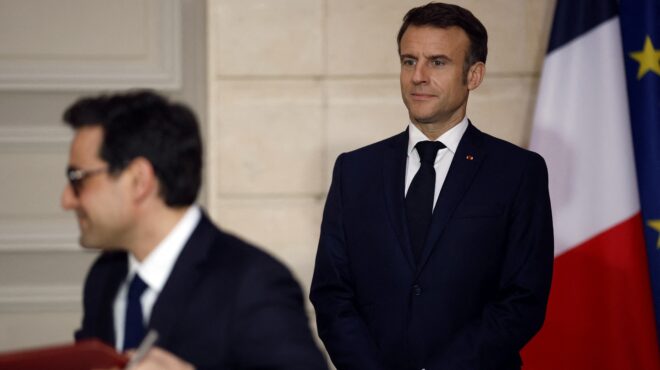 μακρόν-ετοιμος-να-συνεργαστεί-με-τη-562908187