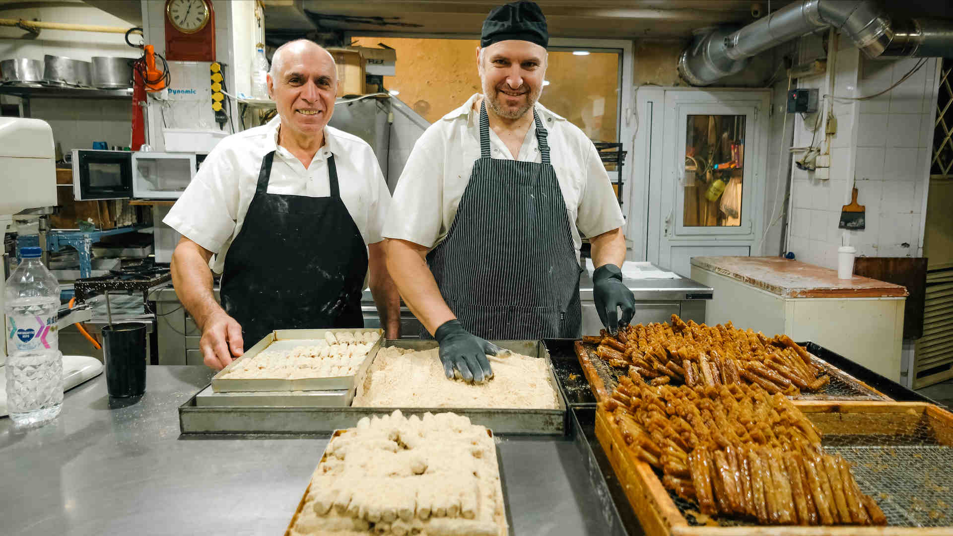 14 ιστορικά ζαχαροπλαστεία που είναι λόγος να ταξιδέψεις σε όλη την Ελλάδα-3