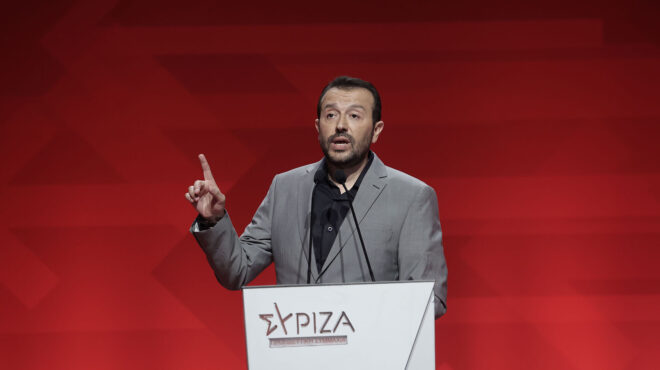 παππάς-η-βάση-δεν-είναι-για-δειγματολη-562892665