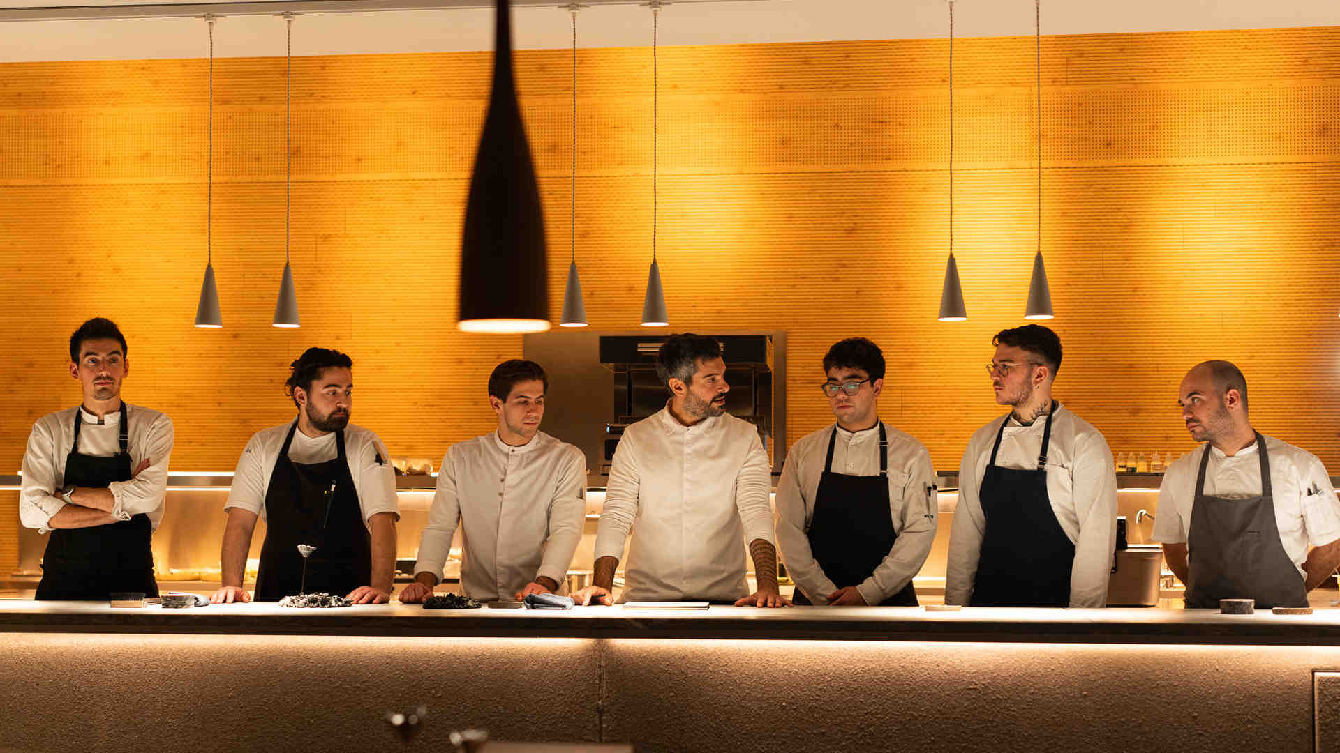 Nyn Esti: Πήγαμε στο νέο εστιατόριο που κάνει το ΕΜΣΤ γαστρονομικό προορισμό-1