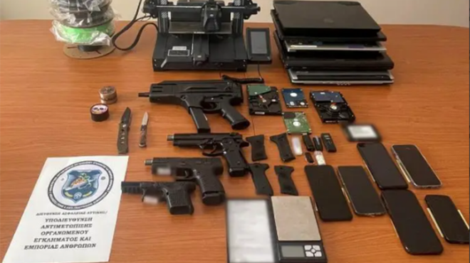 το-λαθρεμπόριο-όπλων-στο-τρίγωνο-ελ-562898374