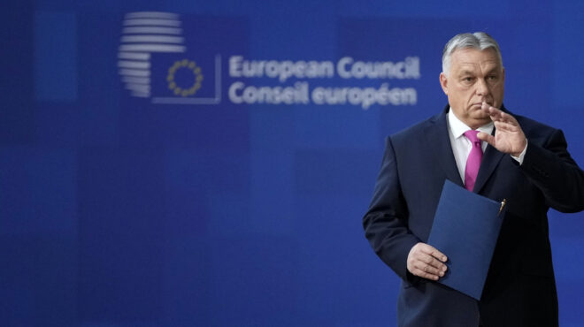 politico-ο-ορμπαν-και-η-διπλωματία-της-τουαλ-562860361