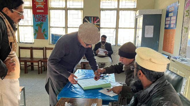 πακιστάν-αρχισαν-οι-εκλογές-διακόπηκ-562872508