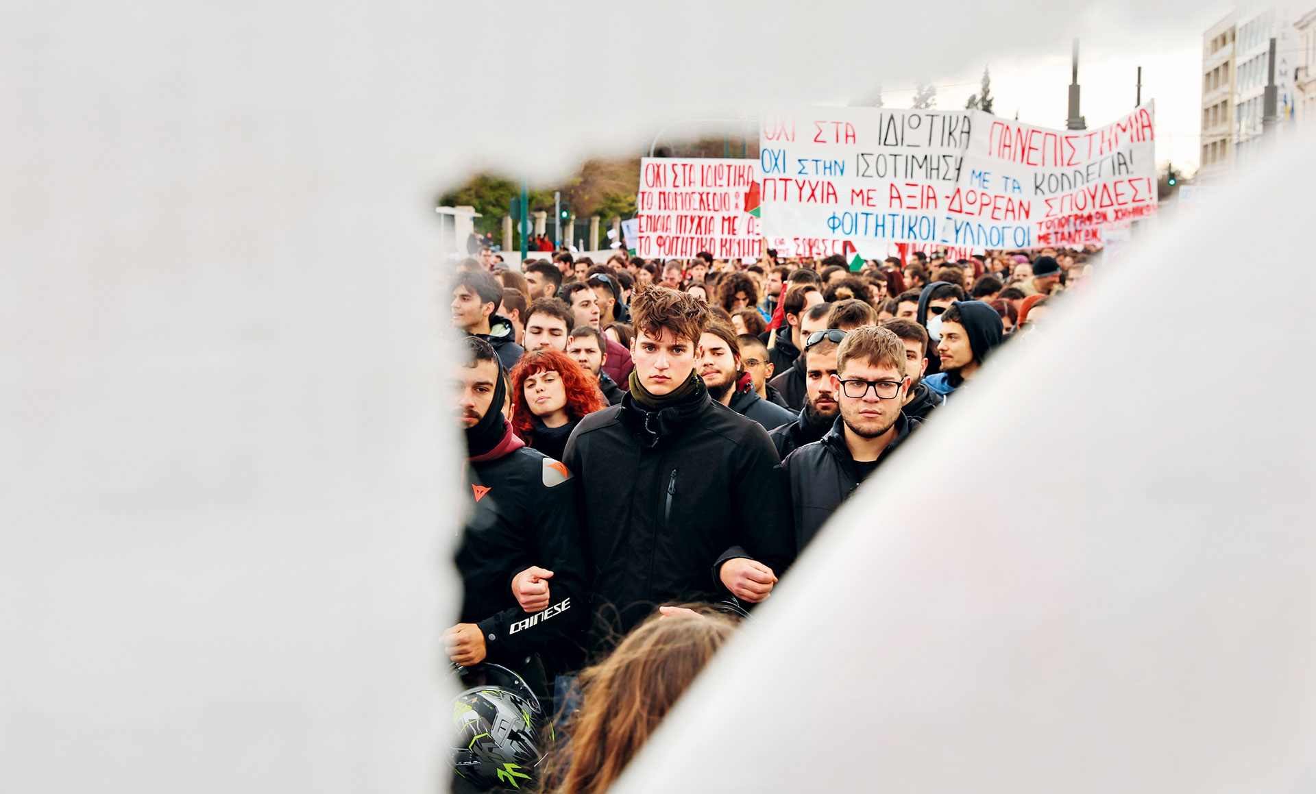 Διαβάστε στην «Καθημερινή της Κυριακής»-3
