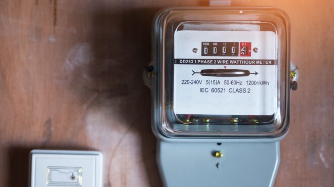 ψηλά-η-χονδρεμπορική-τιμή-ρεύματος-πα-562896283