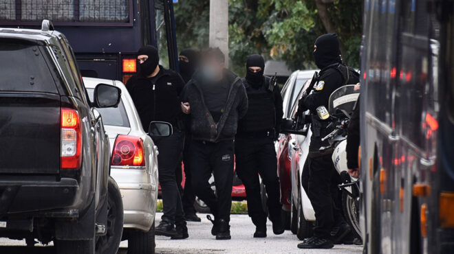 πώς-έφθασε-η-ελ-ασ-στα-ίχνη-των-δέκα-το-d-562908103