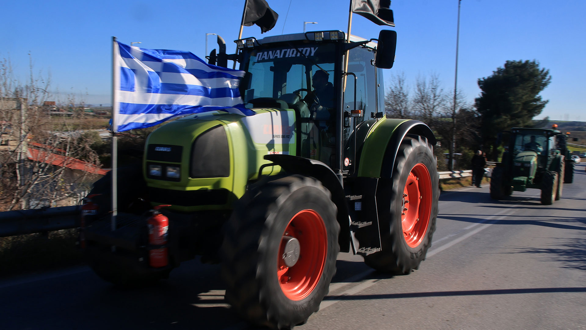 Παίρνουν θέση μάχης οι αγρότες, ανοιχτή σε διάλογο η κυβέρνηση-2