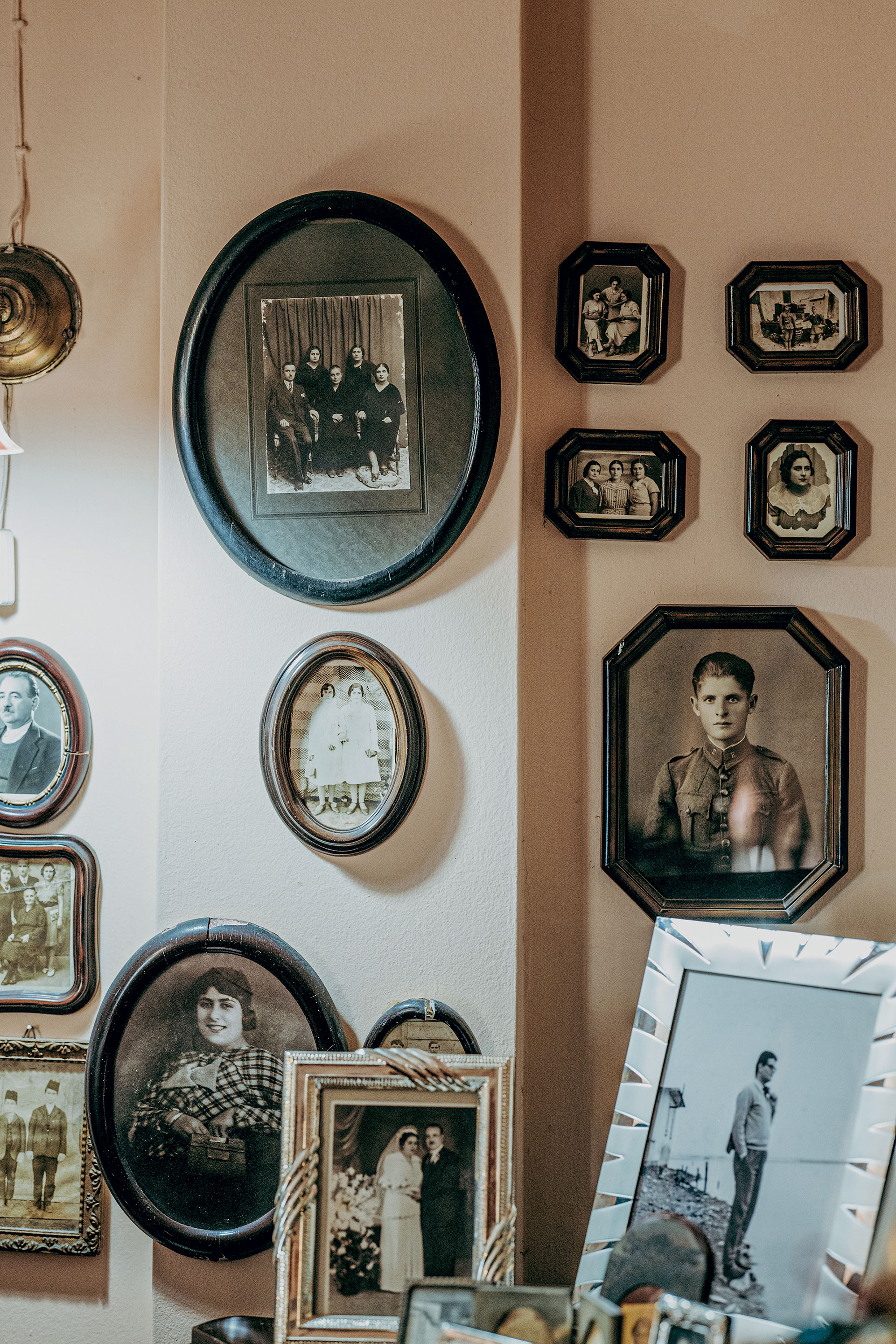 «Μια ζωή μαζί»: Τρία ζευγάρια εξηγούν τι τους ενώνει 40 και πλέον χρόνια-5