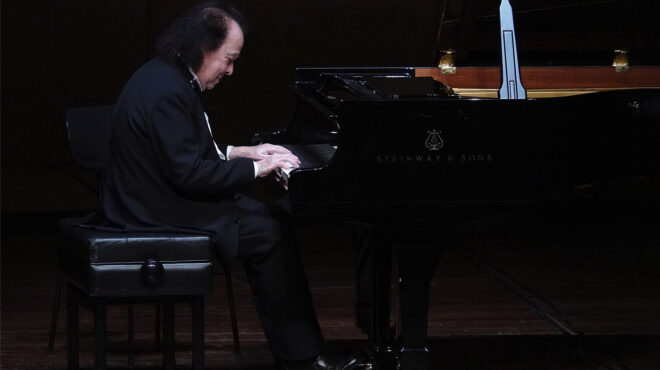 πληθωρικός-κατσαρής-σε-μεγάλο-εύρος-ρ-562877971