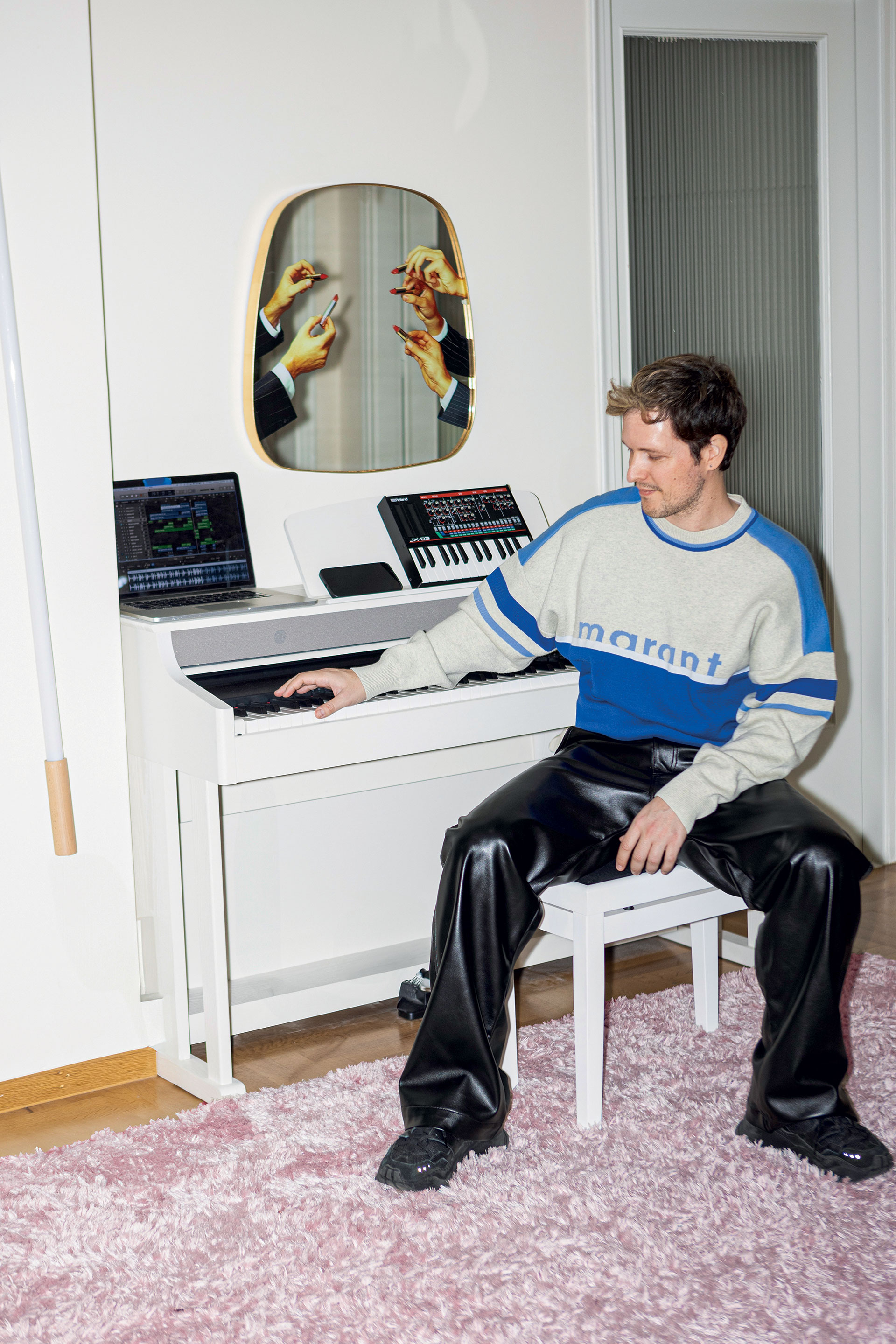 Ένα διαμέρισμα-«καταφύγιο» στο Παγκράτι-1