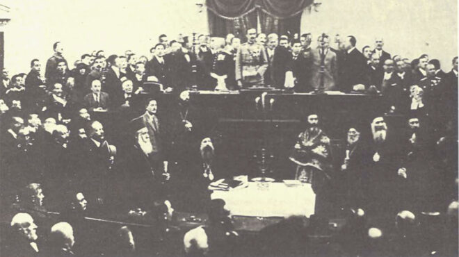 η-ελλάδα-πρώτη-φορά-χωρίς-βασιλιά-562865830