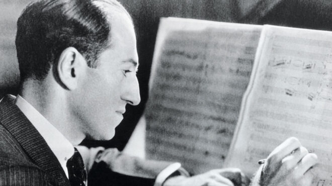 οποιο-κι-αν-είναι-το-ερώτημα-η-γαλάζια-562875565