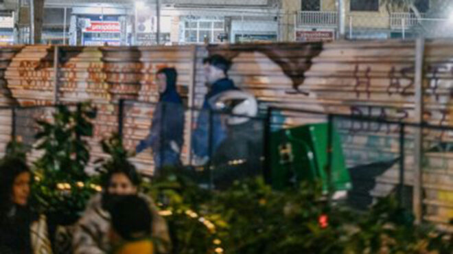 μα-τα-λουλούδια-θα-χαλάσουν-τα-εξάρχε-562889827