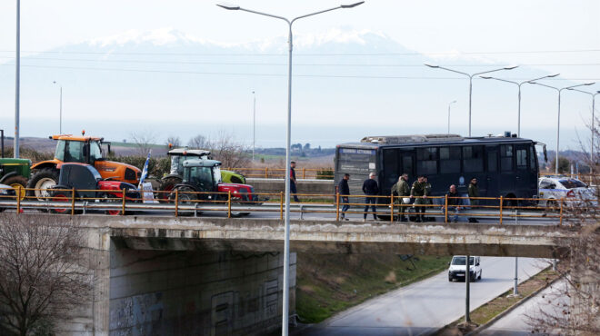 αγρότες-συνεδριάζουν-στη-νίκαια-πρ-562868281