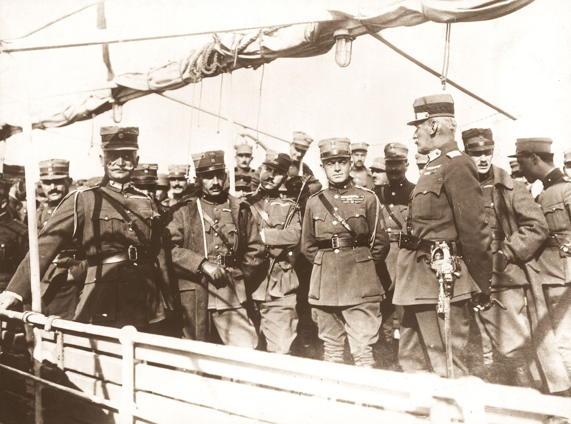 Αναστάσιος Παπούλας – Από υπερασπιστής του Στέμματος, μάρτυς της Αβασίλευτης Δημοκρατίας-5