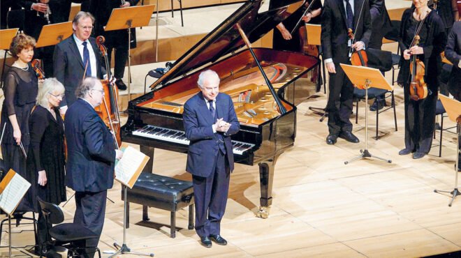 ερμηνείες-σπάνιας-ευγένειας-από-τον-α-562899400