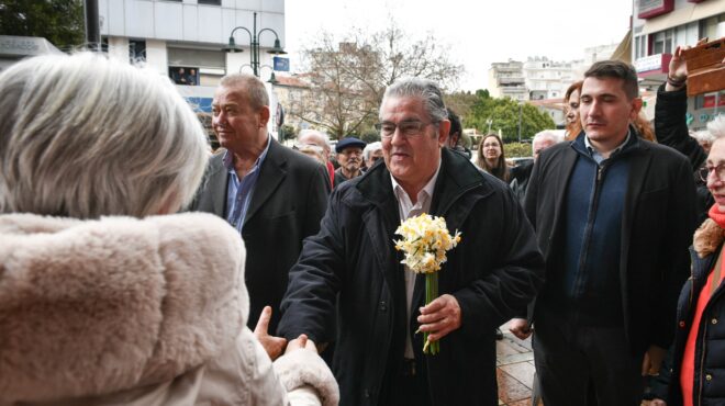 εντός-και-εκτός-ο-βελόπουλος-ο-φλωρίδη-562897723