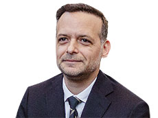 Απ’ έξω ΠΑΣΟΚ, από μέσα ΣΥΡΙΖΑ-1