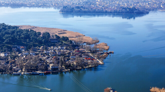 ενα-διαφορετικό-ρέιβ-στα-βουνά-της-η-562877989