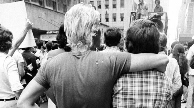 λοατκι-η-τηλεόραση-άνοιξε-δρόμους-562866067