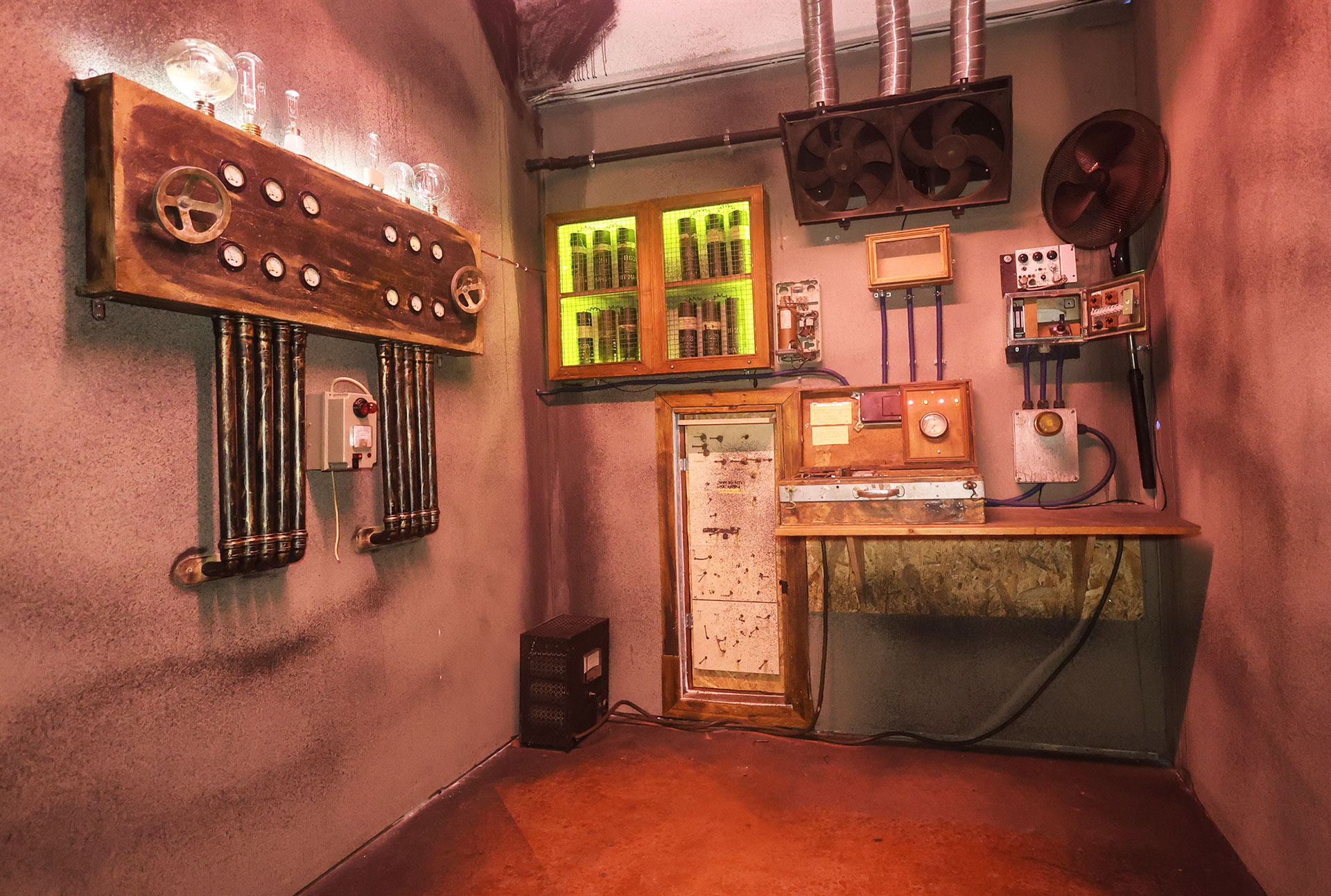 Στο «κρησφύγετο» της CIA-1