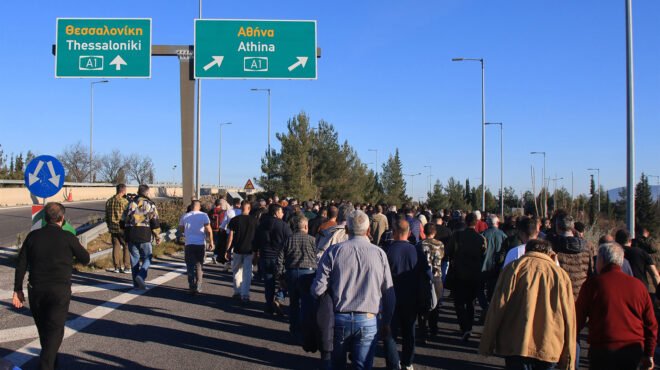 διάλογος-με-ανοικτούς-τους-δρόμους-το-562870456