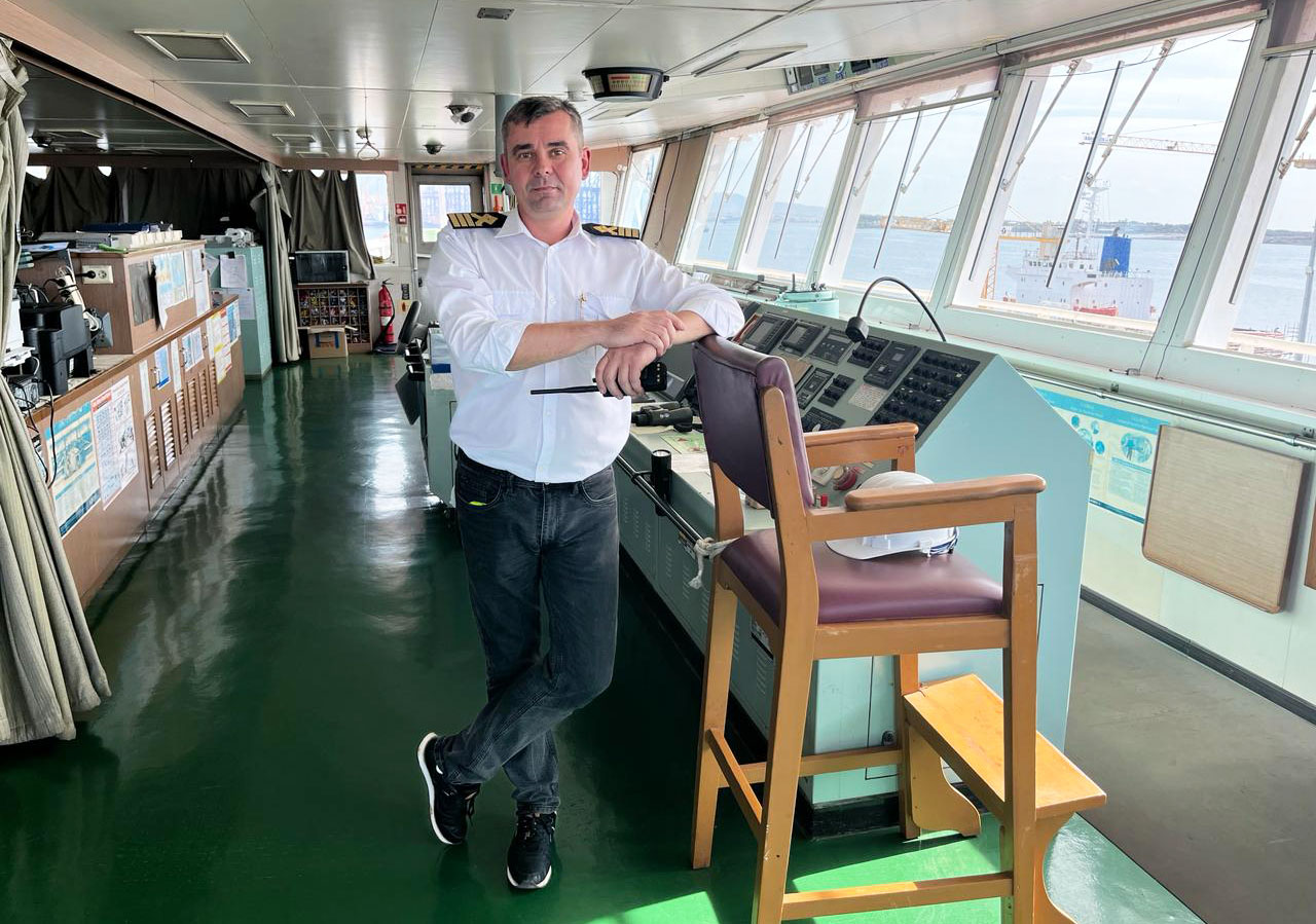 Στο πλοίο που χτύπησαν οι Χούθι – Καπετάνιος στην «Κ»: «Μας μέτρησε και δεν μπορούσα να τον πιστέψω. Ημασταν όλοι καλά»-1