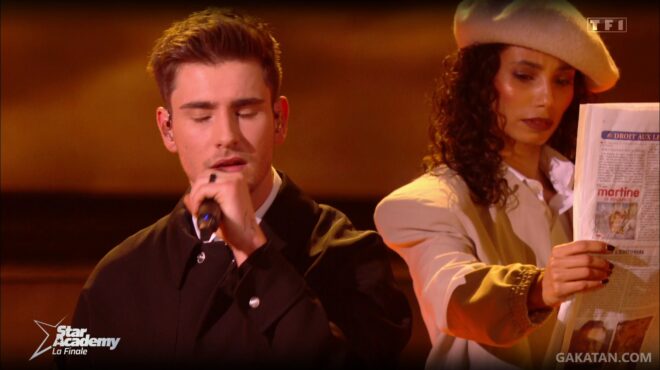 γαλλία-αντίτυπα-ακροδεξιάς-εφημερίδ-562866826