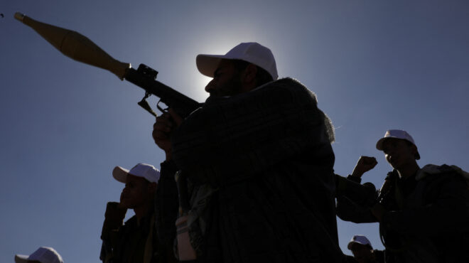 πλοίο-υπό-ελληνική-σημαία-που-δέχθηκε-562890949