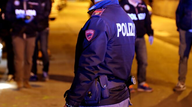 σοκ-στην-ιταλία-54χρονος-στραγγάλισε-το-562878610