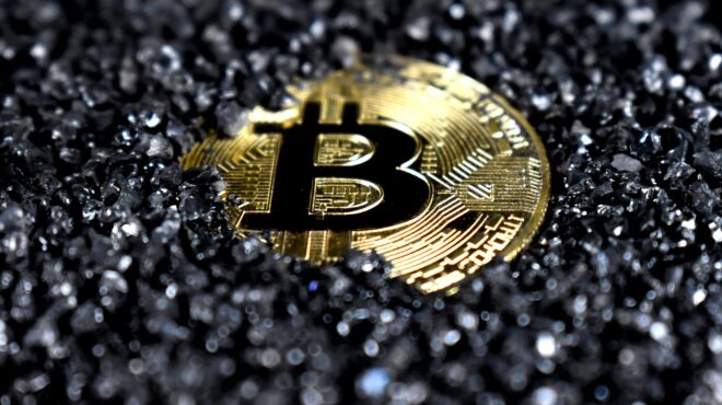 bitcoin-ξεπέρασε-τα-50-000-δολάρια-σε-υψηλό-δύο-ε-562879771