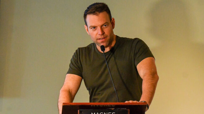 στ-κασσελάκης-αυτό-δεν-είναι-μοντέλο-α-562878475