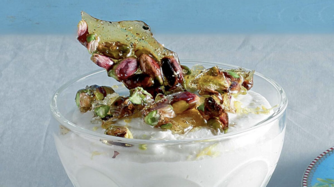 μους-με-ανθότυρο-παστέλι-από-φυστίκι-α-562891093